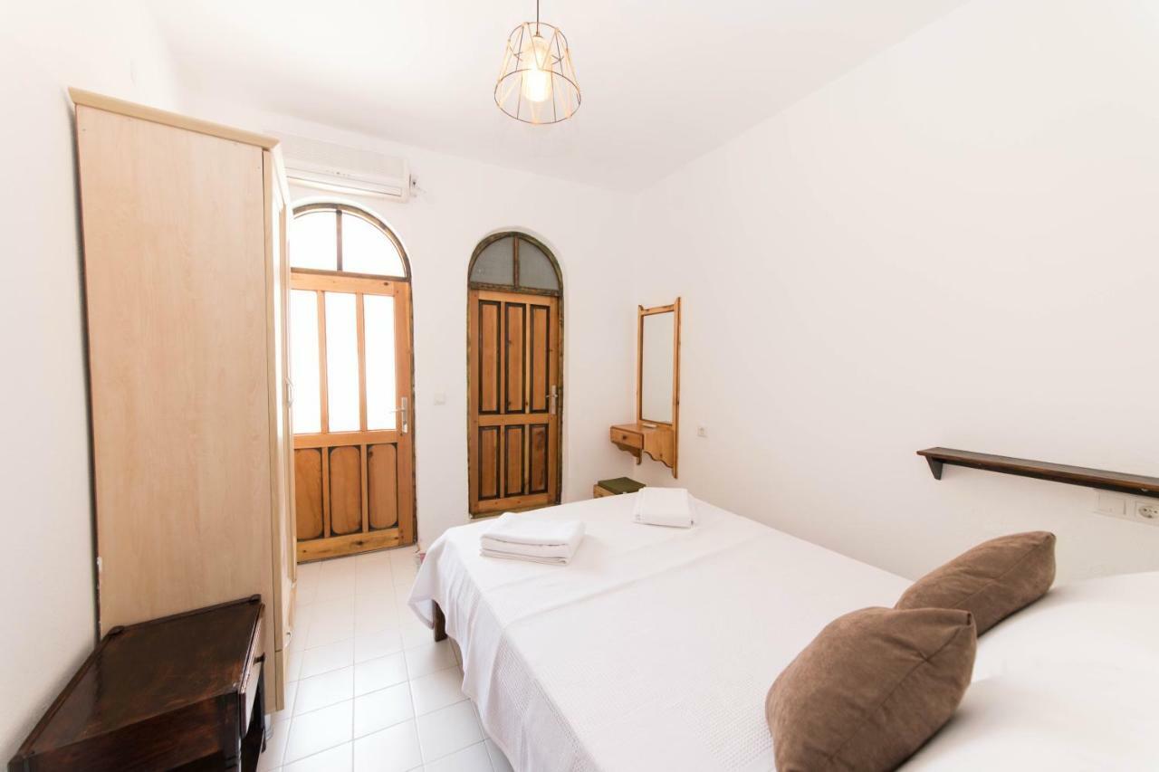 Old Kalamaki Guest house *
